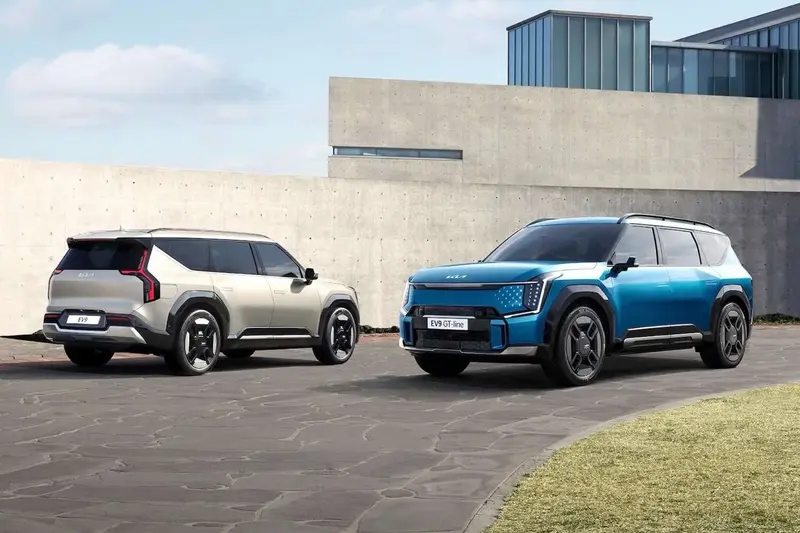 Weekend Hire of a KIA EV9 by SG Petch — image 3